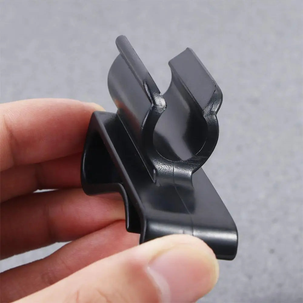 High Quality Sporting Goods Golf Equipment Golf Accessories Golf Bag Clip Golf Club Clip on Putter Holder Golf Putter Holder